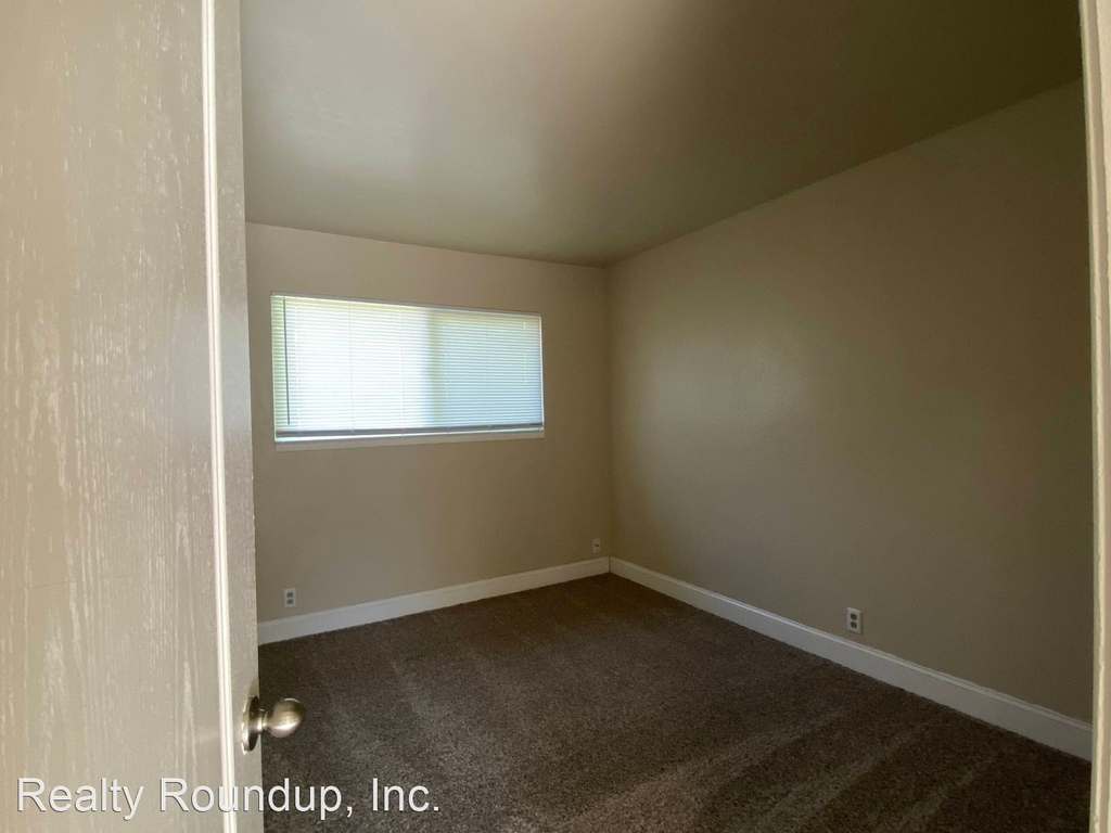 7805 Amber Way - Photo 18