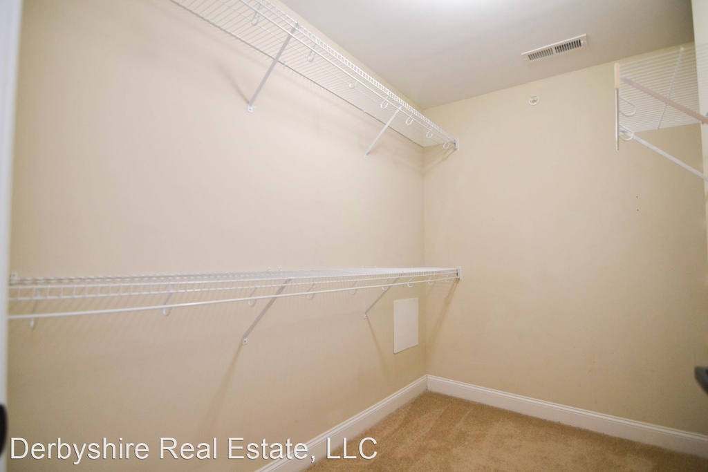 102 Capstone Dr - Unit 2 - Photo 9