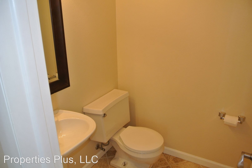 1472 Greenbriar Blvd - Photo 8