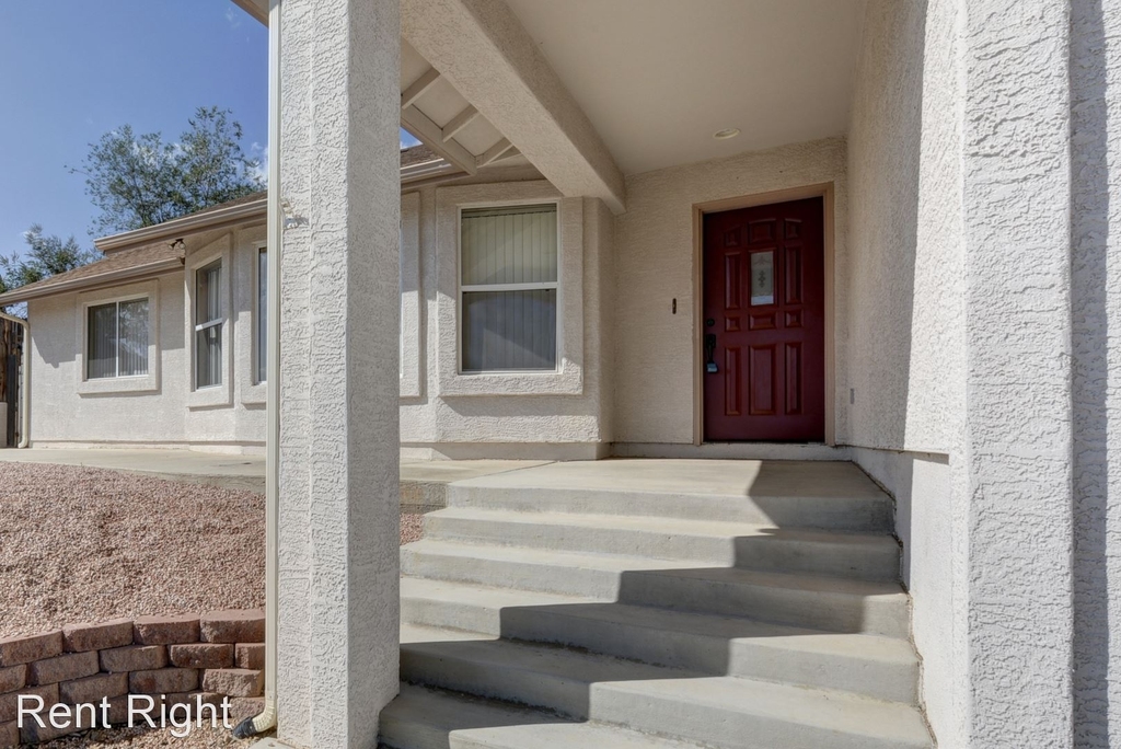 8381 E. Hopi Circle - Photo 2