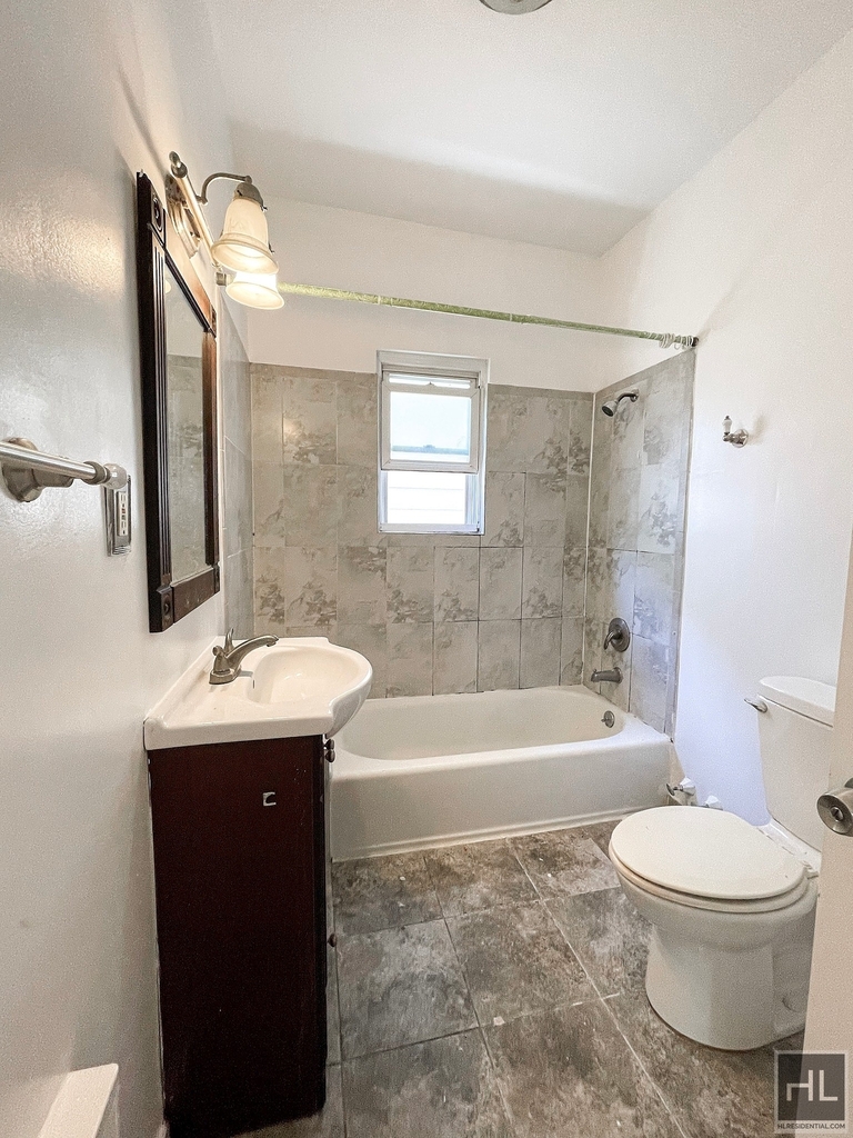 929 Newkirk Avenue - Photo 4