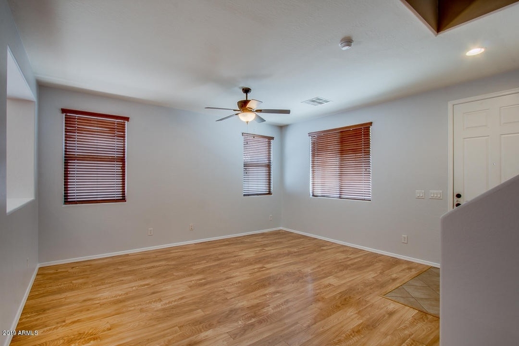 3805 E Santa Fe Lane - Photo 5