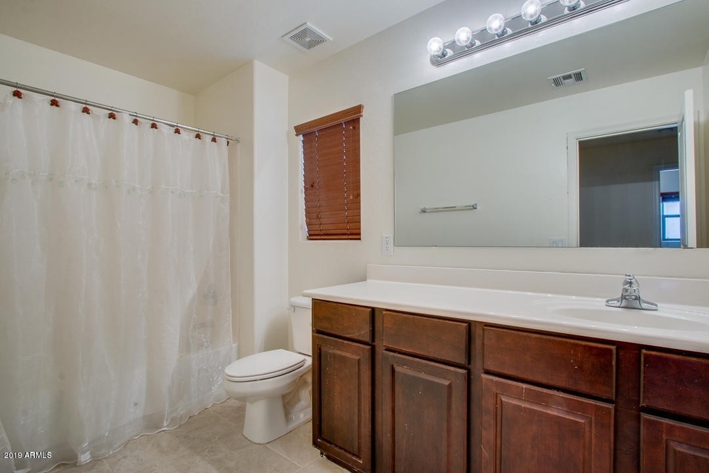 3805 E Santa Fe Lane - Photo 20