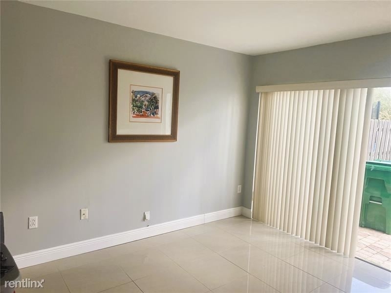 7220 Sw 44th Ct - Photo 4