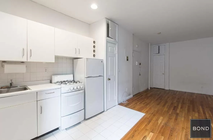 322 East 89th Street - Photo 2