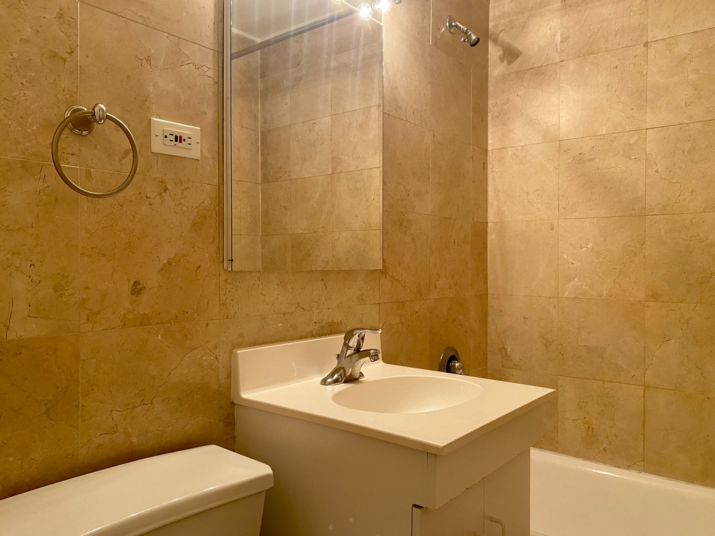 333 East 49th Street - Photo 5