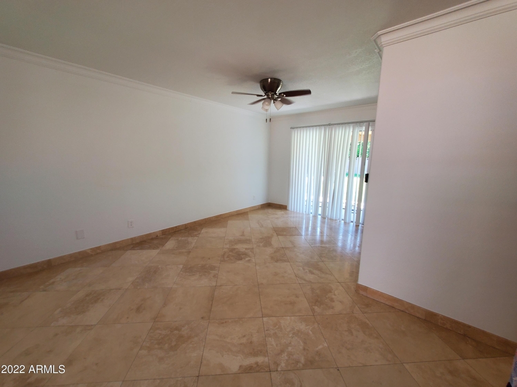 5107 E Windrose Drive - Photo 10