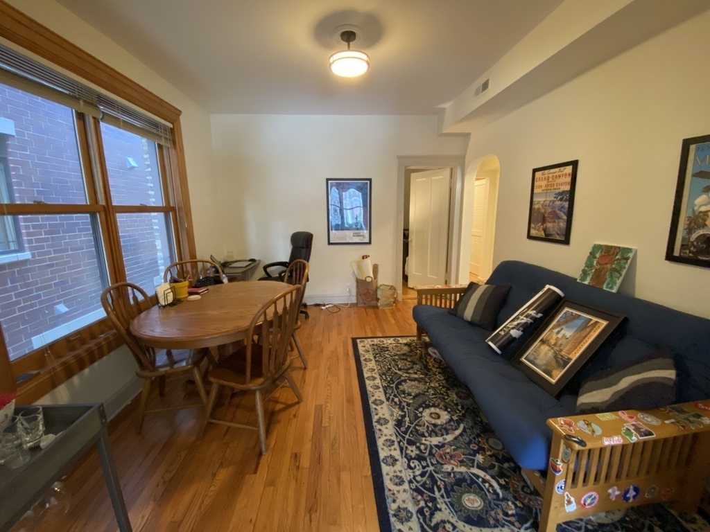 852 W Diversey Parkway - Photo 5