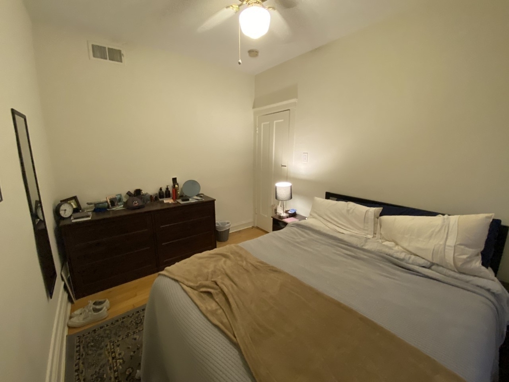 852 W Diversey Parkway - Photo 10