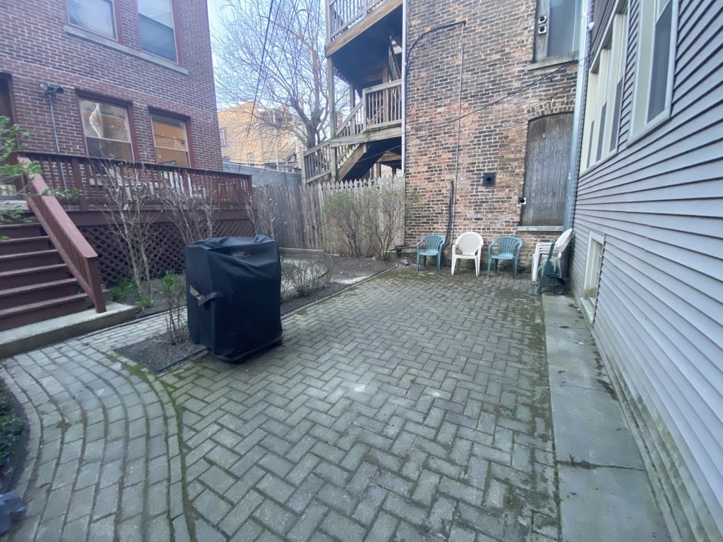 852 W Diversey Parkway - Photo 25