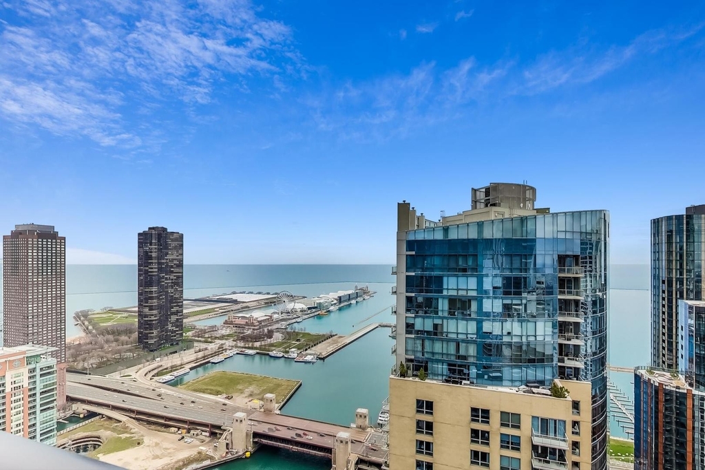 363 E Wacker Drive - Photo 35