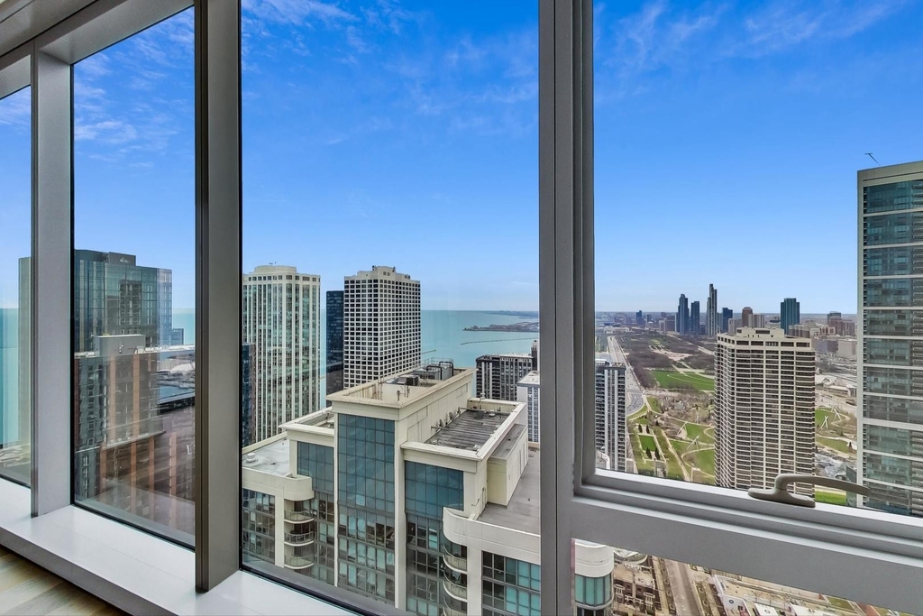 363 E Wacker Drive - Photo 9