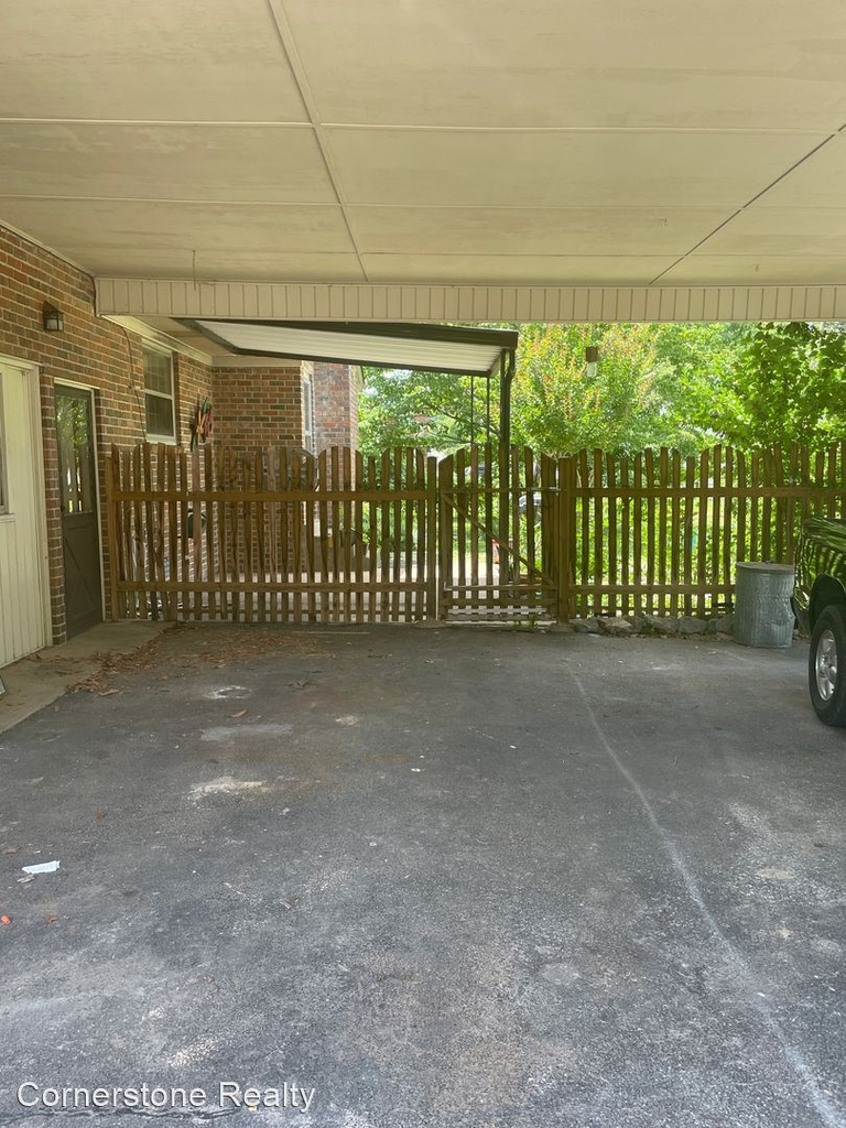 223 Grandview Drive - Photo 4