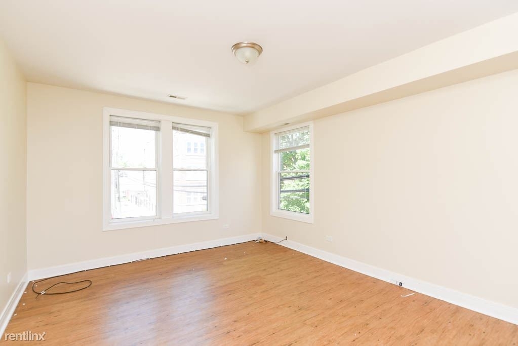 4805 N. Central Park, Unit 802 - Photo 5