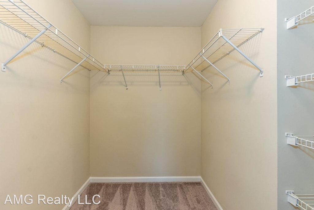 5011 Eagle Stone Lane Unit 105 - Photo 13