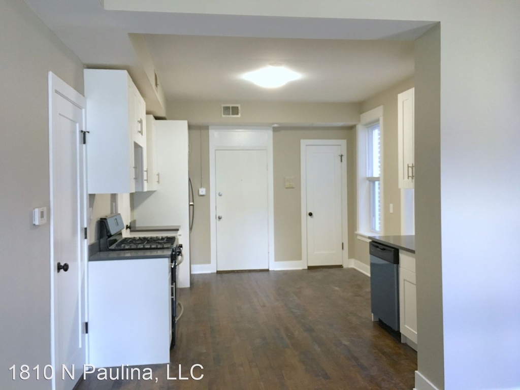 1810 N Paulina - Photo 2