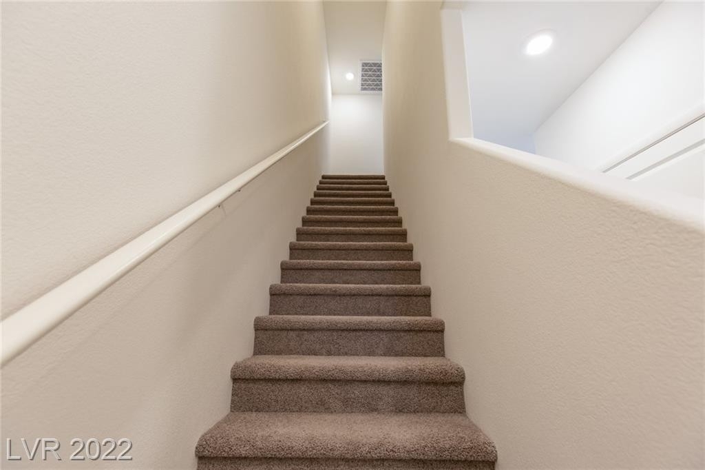 4126 Lunar Canyon Avenue - Photo 8