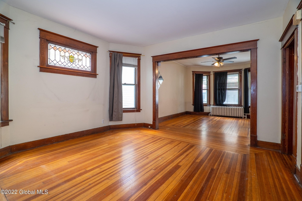 480 Yates Street - Photo 11