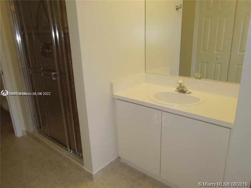 6630 Nw 114th Ave - Photo 11