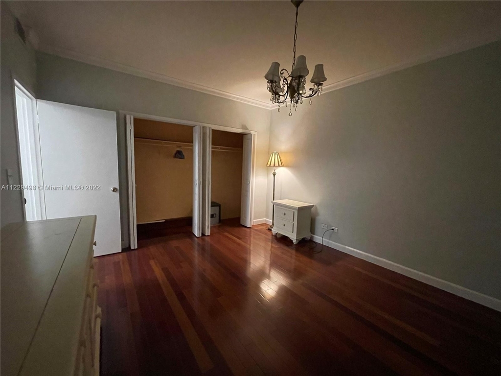 700 Biltmore Way - Photo 11