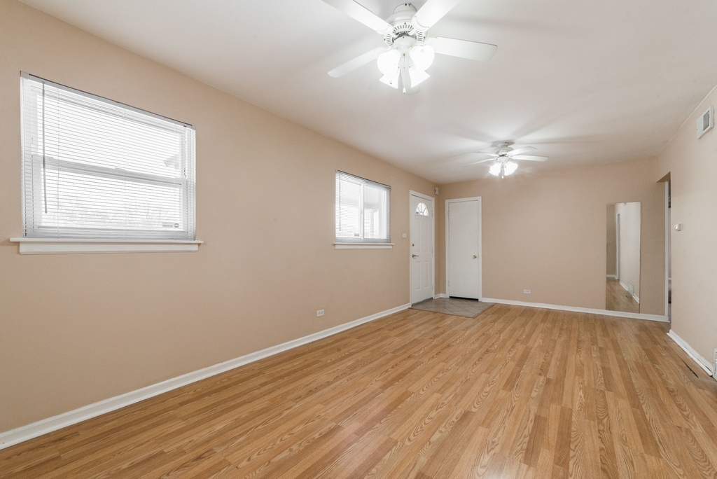 1808 W 55th Street - Photo 3