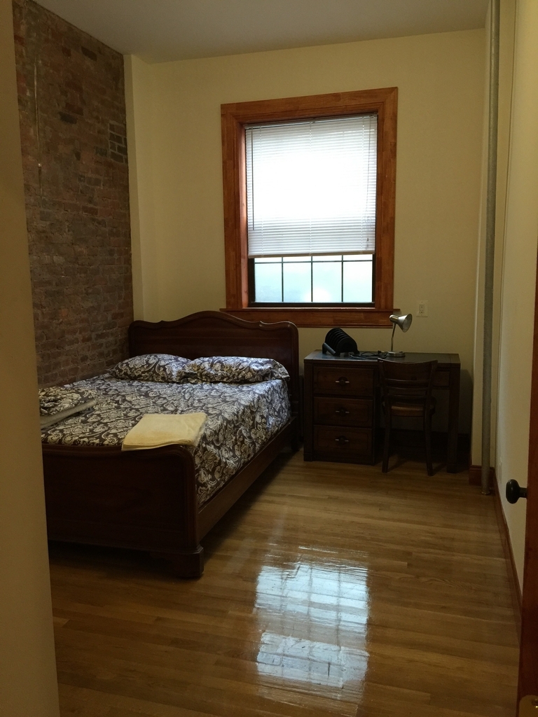 424 East 13th Street - Photo 7