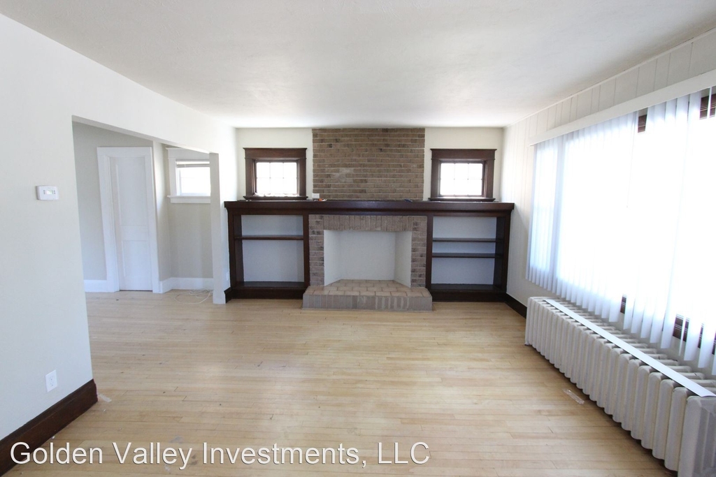 1400 South 57th Street - Photo 2