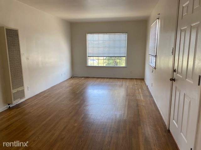 10962 Venice Blvd - Photo 2