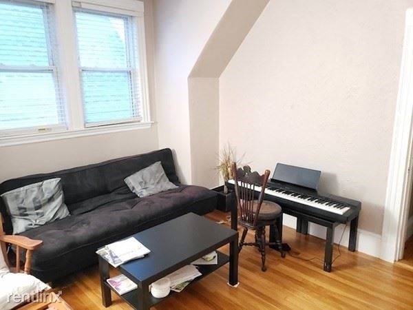 26 Dorset St # 3 - Photo 2