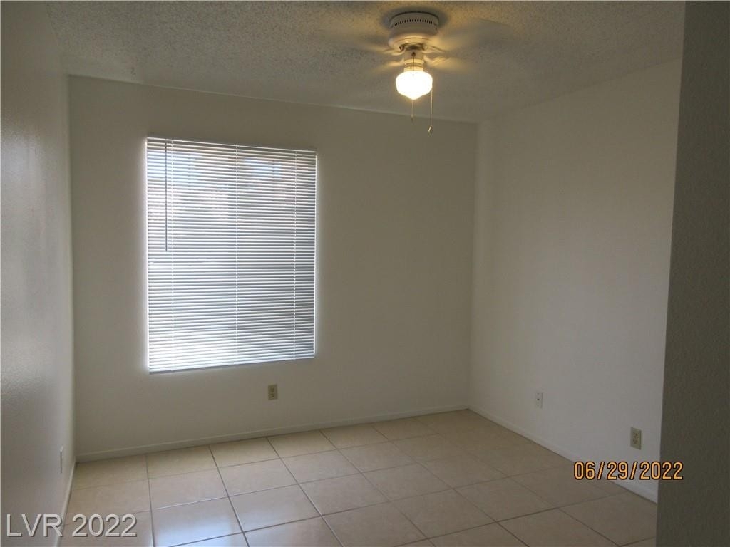 904 Sparrow Court - Photo 6