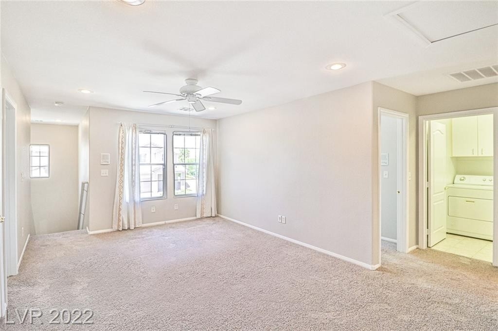 10873 Wallflower Avenue - Photo 28