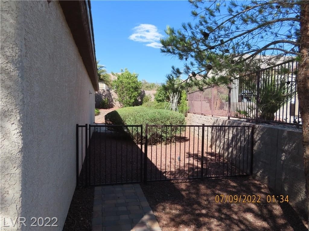 2366 Ecliptic Street - Photo 27