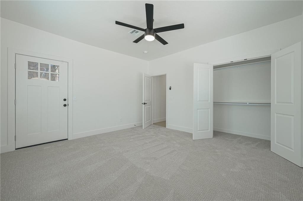 1129 Ne 14th Street - Photo 12