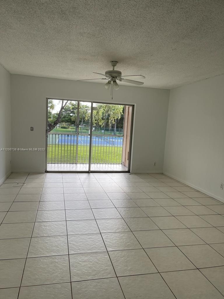 8435 Royal Palm Blvd - Photo 6