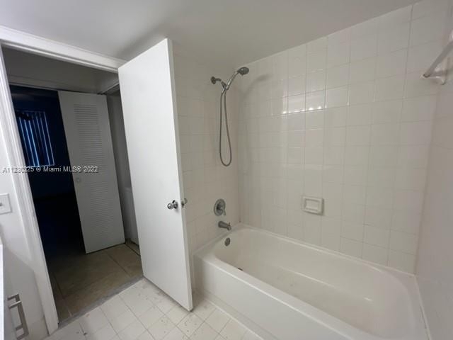 12172 Saint Andrews Pl - Photo 9