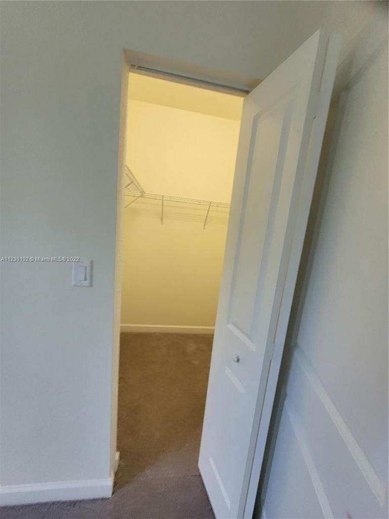 11410 W 34 Way - Photo 19