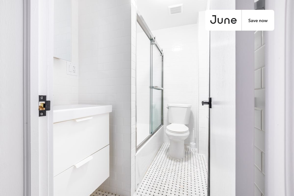 579 61st Street - Photo 4