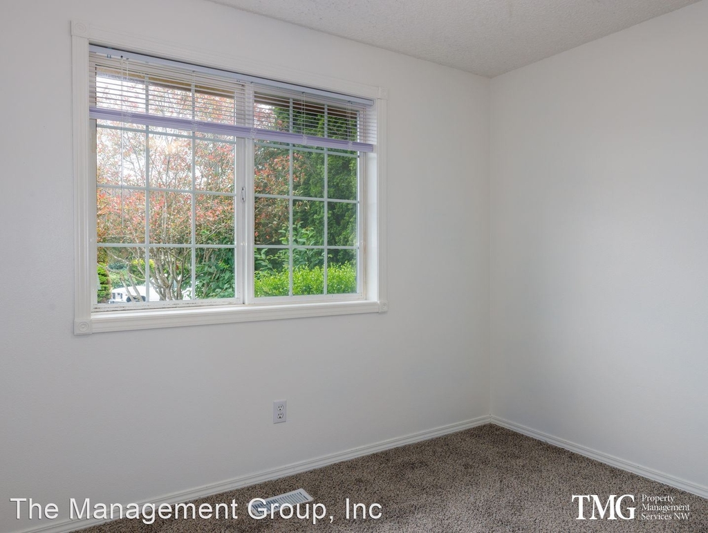 10308 Ne 74th Street - Photo 12