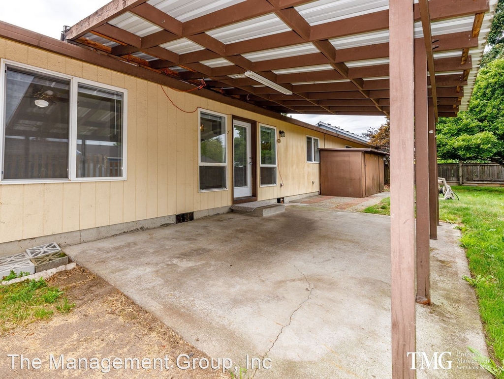 10308 Ne 74th Street - Photo 17