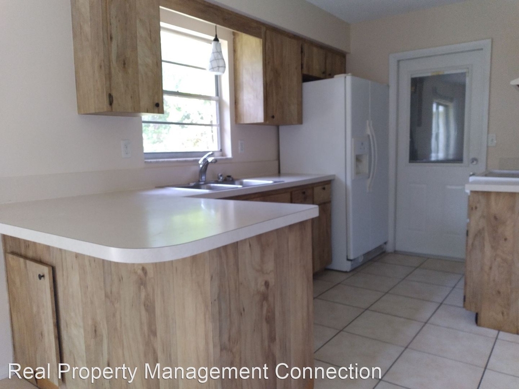 10394 Upton Street - Photo 6