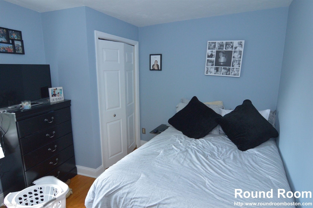 306 Tappan St # 4g - Photo 9