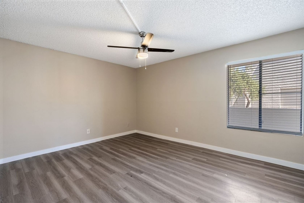 1235 W Baseline Rd. - Photo 5