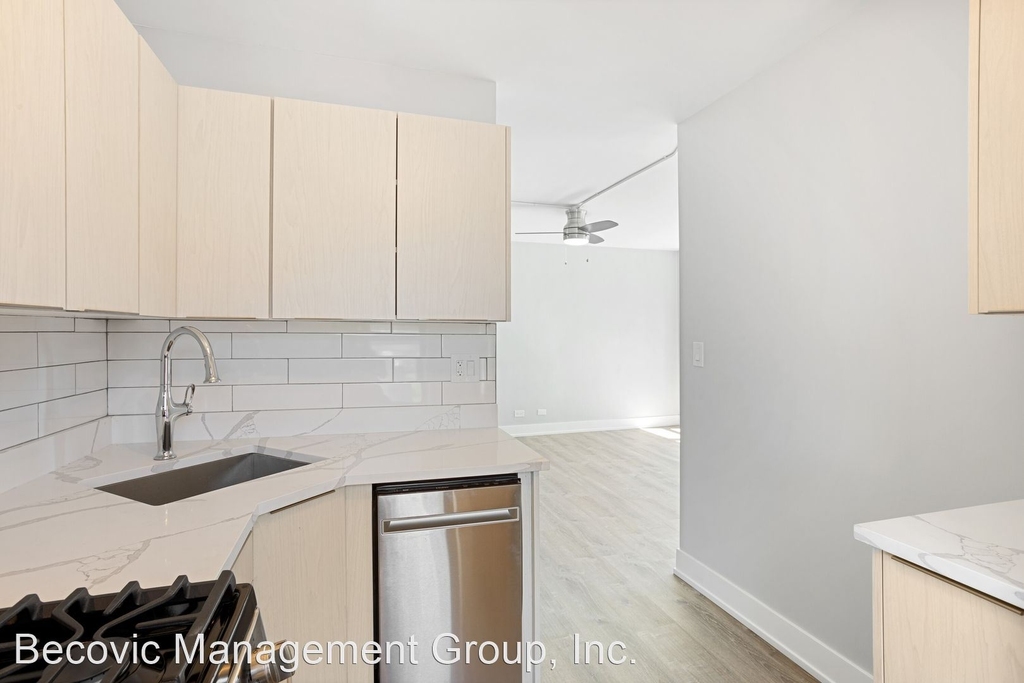 5858 N Sheridan Rd - Photo 3