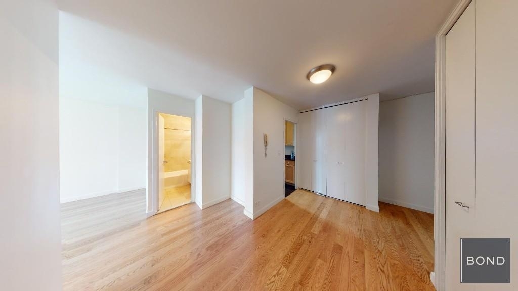 333 East 49th Street - Photo 1