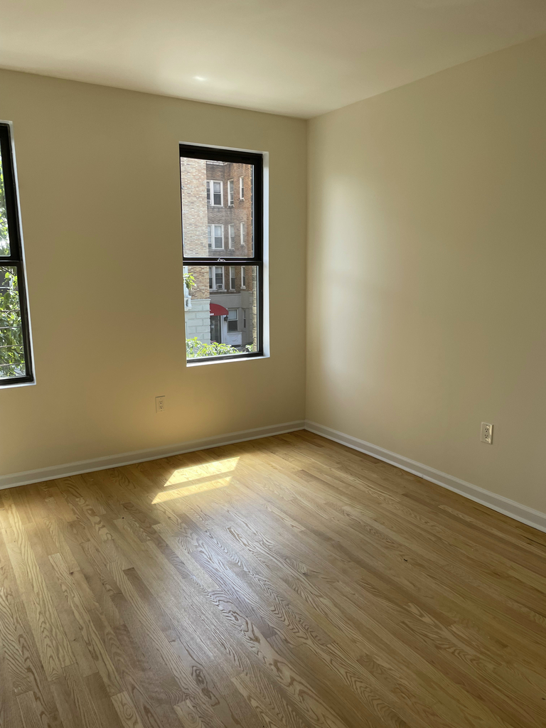 605 West 170th Street - Photo 6