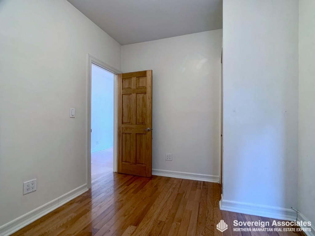 3133 Broadway - Photo 4