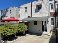 3131 Weikel St - Photo 2