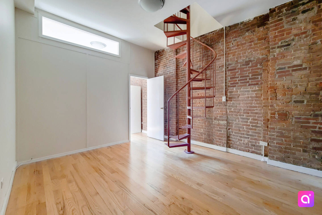 435 West 54th Street - Photo 5