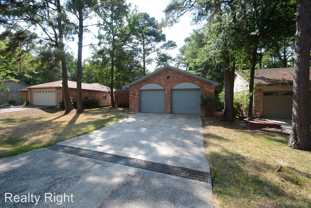 128 W Woodstock Circle Dr - Photo 2