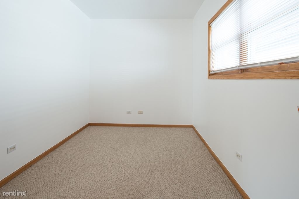 1427 W. Walton, Unit 3 - Photo 6